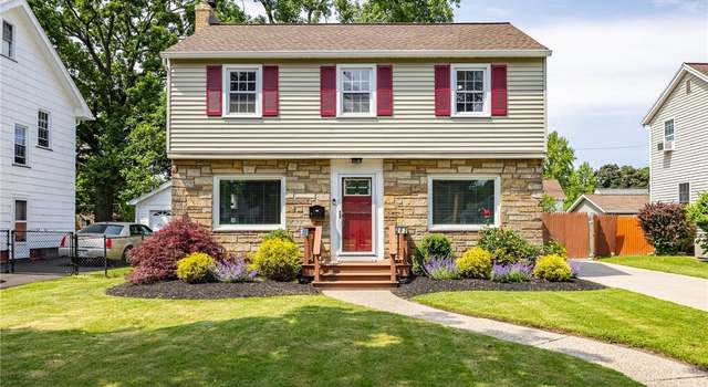 Photo of 262 Barry Rd, Irondequoit, NY 14617