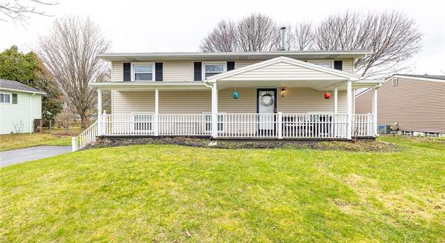 Photo of 31 Authors Ave, Henrietta, NY 14467