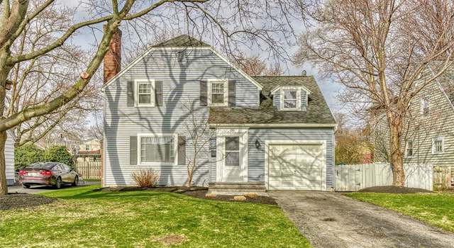 Photo of 251 Briarwood Dr, Irondequoit, NY 14617