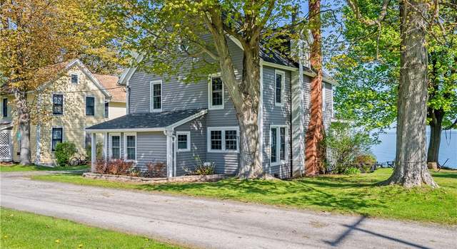 Photo of 9608 Beachwood Park Dr, Hamlin, NY 14464