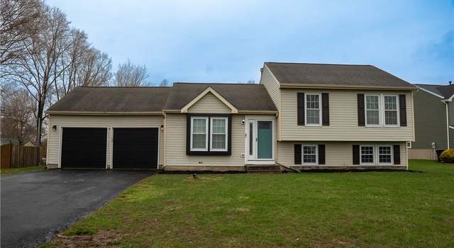 Photo of 9477 Lismare Ln, Cicero, NY 13029