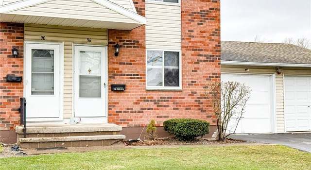 Photo of 90 Fox Run, Gates, NY 14606