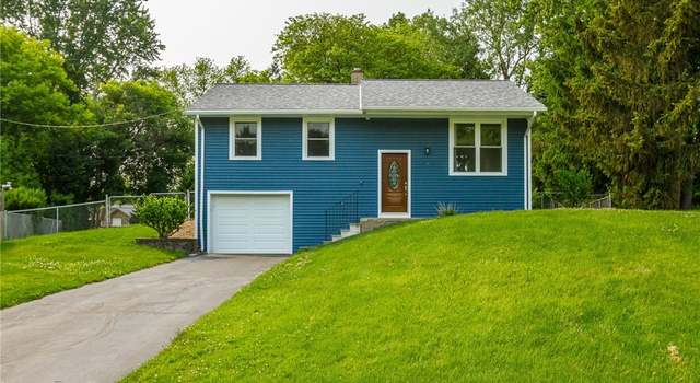 Photo of 14 Salem Cir, Victor, NY 14564