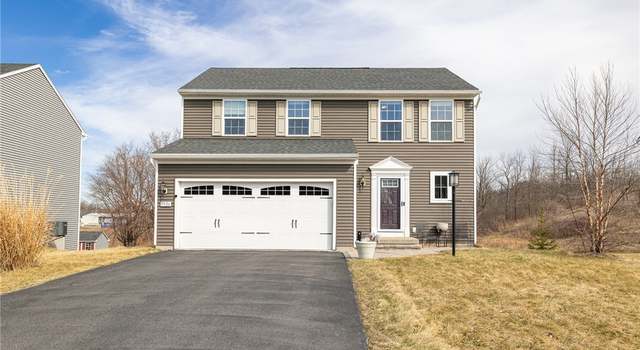 Photo of 5926 Kennebec Ct, Farmington, NY 14425