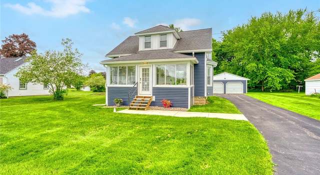 Photo of 1988 Stevens St, Ontario, NY 14519