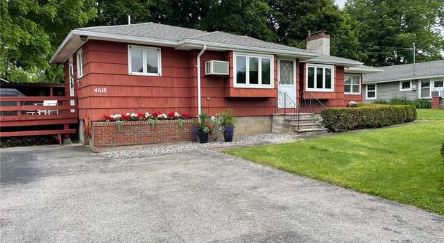 Photo of 4618 Greenbriar Dr, Gorham, NY 14424