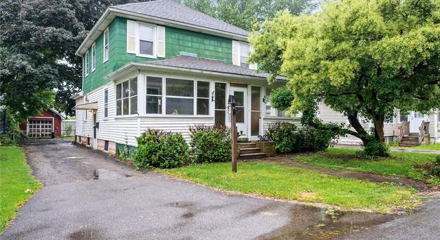 Photo of 327 Peart Ave, Irondequoit, NY 14622