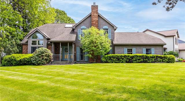 Photo of 10 Webwood Cir, Greece, NY 14626