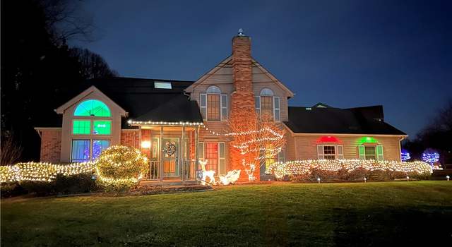 Photo of 10 Webwood Cir, Greece, NY 14626