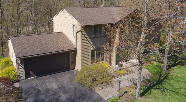 Photo of 9 Chesfield Lookout, Perinton, NY 14450