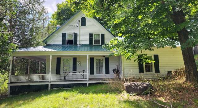 Photo of 49 East St, Edmeston, NY 13335
