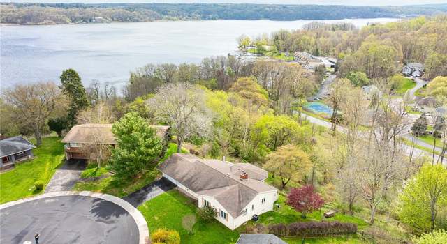 Photo of 23 Eagle Rock Dr, Irondequoit, NY 14609