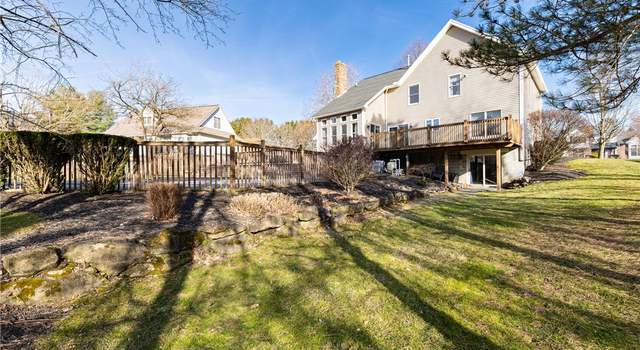 Photo of 5 Waterbury Ln, Penfield, NY 14625