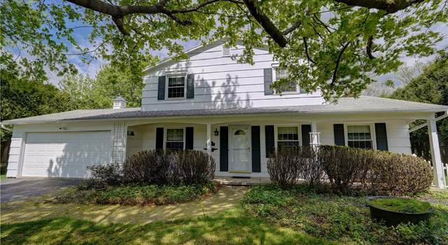 Photo of 36 Carriage Ct, Pittsford, NY 14534