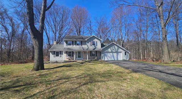 Photo of 501 Licia Ln, Webster, NY 14580
