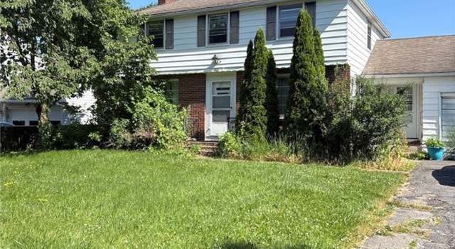 Photo of 262 Simpson Rd, Irondequoit, NY 14617