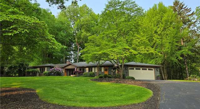 Photo of 41 Edgewater Ln, Irondequoit, NY 14617