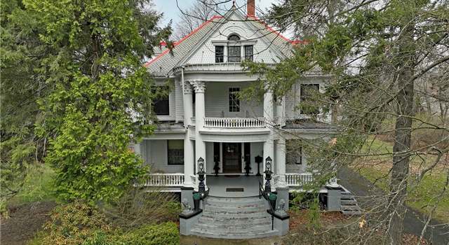 Photo of 1120 W Water St, Elmira, NY 14905