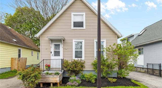 Photo of 45 Bloomfield Pl, Rochester, NY 14620