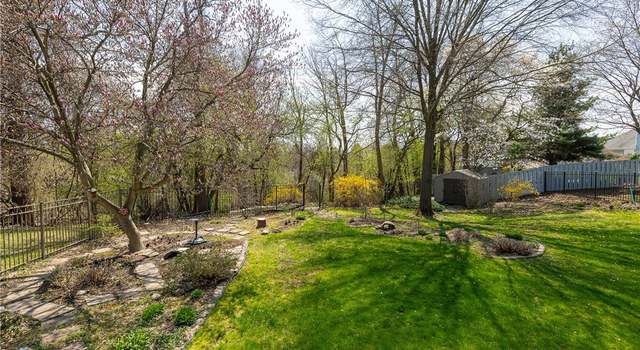 Photo of 122 Eastman Ests, Irondequoit, NY 14622