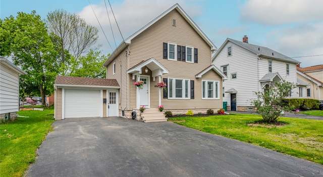 Photo of 105 Walnut Park, Irondequoit, NY 14622