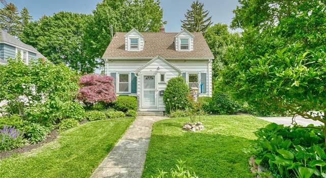 Photo of 350 Colebourne Rd, Rochester, NY 14609