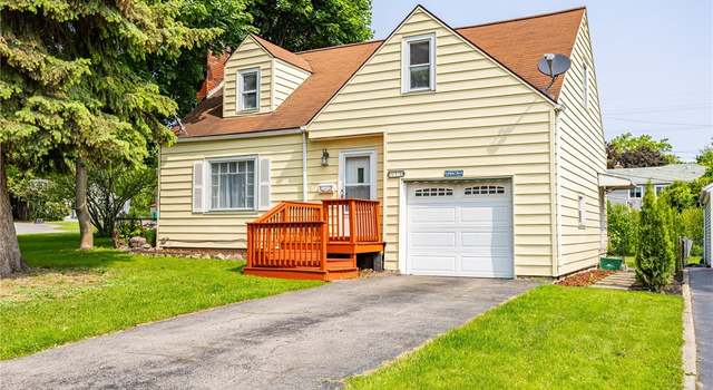Photo of 12 Queensboro Rd, Irondequoit, NY 14609