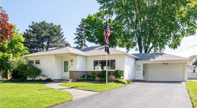 Photo of 92 Carol Dr, Irondequoit, NY 14617