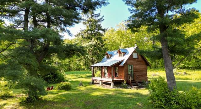 Photo of 7354 Rhine St, Naples, NY 14512