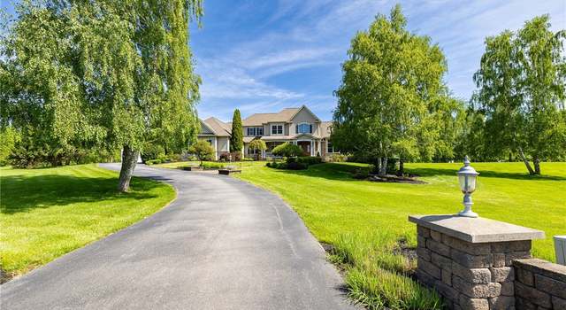 Photo of 1814 Trellis Cir, Webster, NY 14580