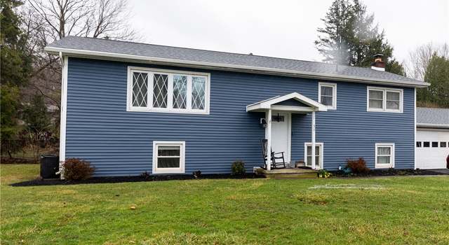Photo of 31 Briarcliff Dr, Horseheads, NY 14845