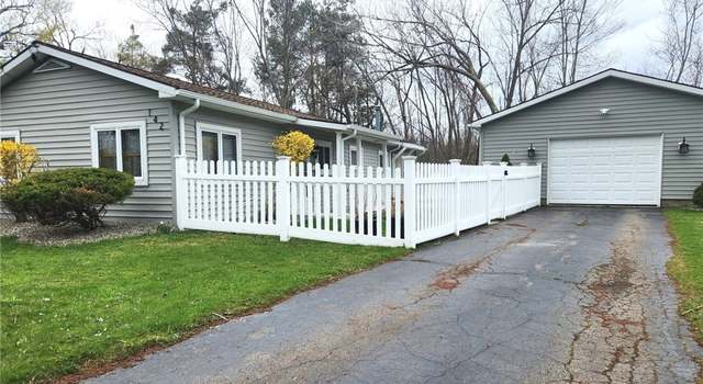 Photo of 142 Pulaski St, Pomfret, NY 14063