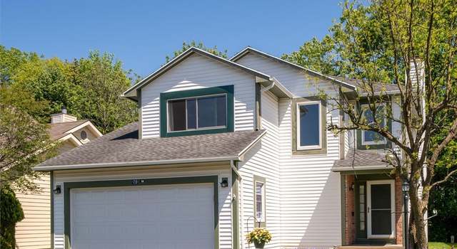 Photo of 76 Brittany Cir, Brighton, NY 14618