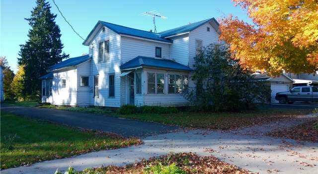 Photo of 104 1st St, Sherman, NY 14781