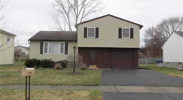 Photo of 15 Morningstar Dr, Gates, NY 14606