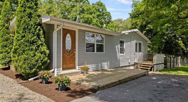 Photo of 6286 Fisher Hill Rd, Canandaigua, NY 14424