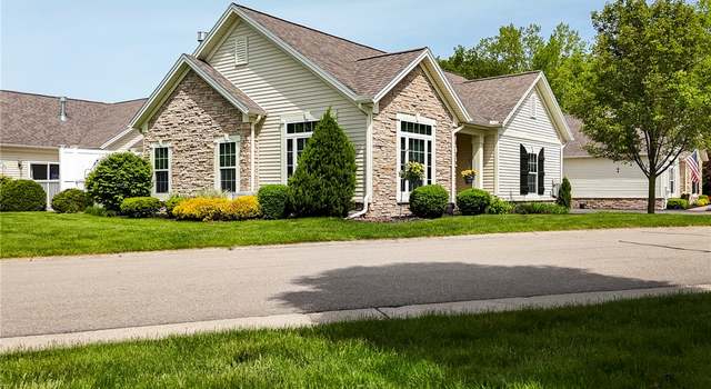 Photo of 246 Maryview Dr, Webster, NY 14580