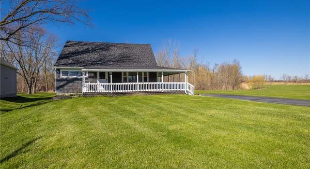Photo of 528 Robertson Rd, Riga, NY 14428