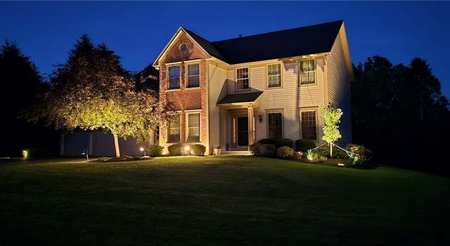 Photo of 842 Boughton Hill Rd, Victor, NY 14564
