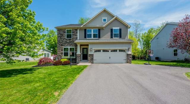 Photo of 94 Tuscany Ln, Penfield, NY 14580