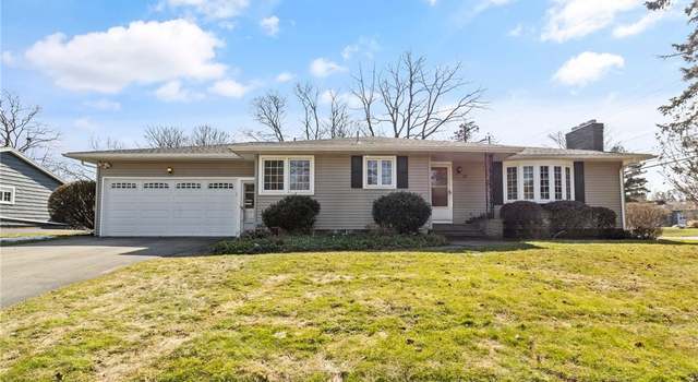 Photo of 11 Kings Ln, Irondequoit, NY 14617