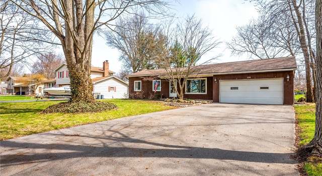 Photo of 108 Selkirk Dr, Greece, NY 14626