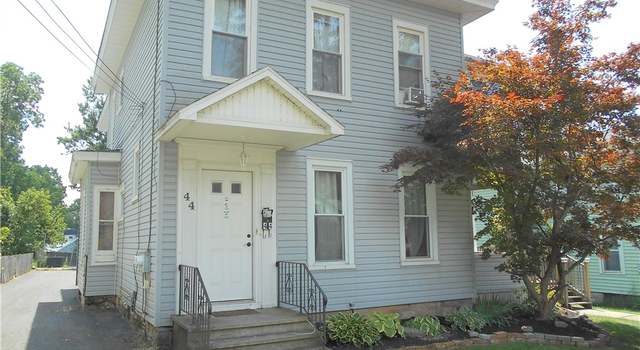 Photo of 42 Elizabeth St, Auburn, NY 13021