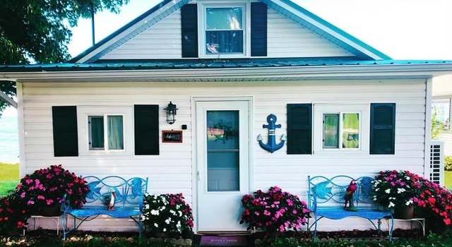 Photo of 16057 Lomond Shr W, Kendall, NY 14476