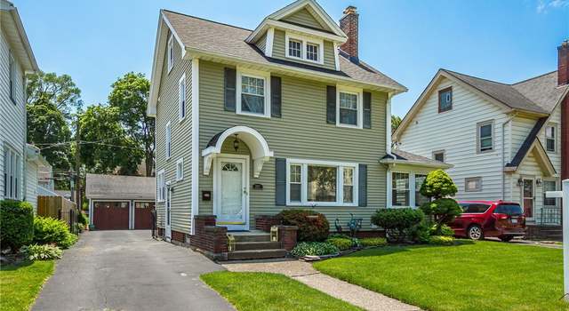 Photo of 207 Wimbledon Rd, Irondequoit, NY 14617