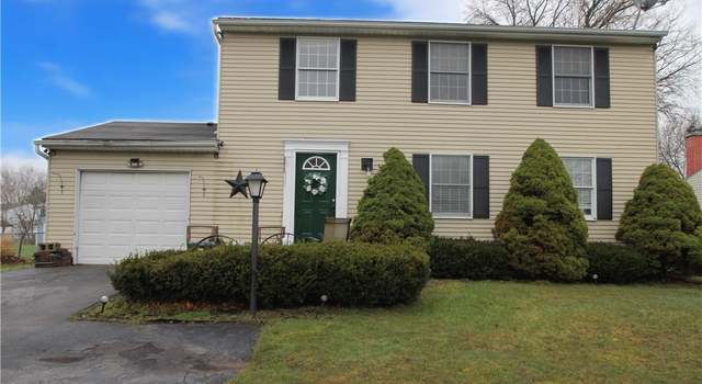 Photo of 18 Huntington Pkwy, Hamlin, NY 14464