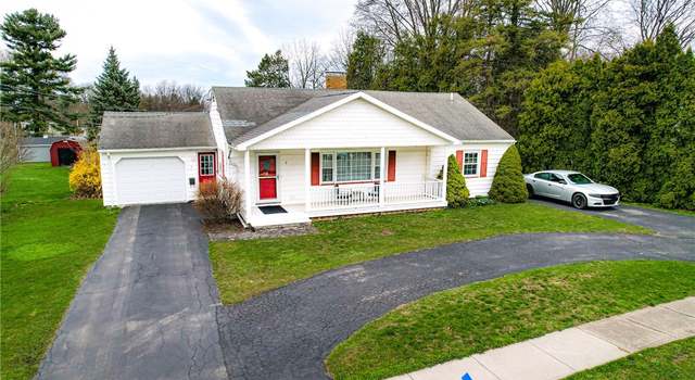 Photo of 2 Hilltop Dr, Leroy, NY 14482