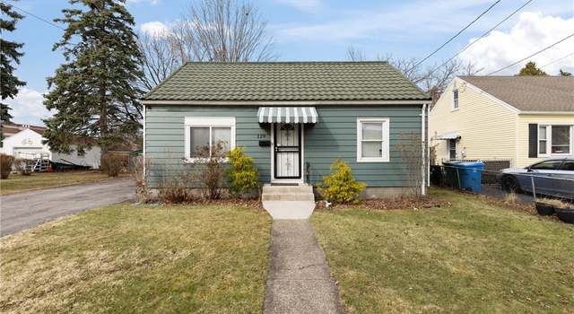 Photo of 129 Northlane Dr, Rochester, NY 14621