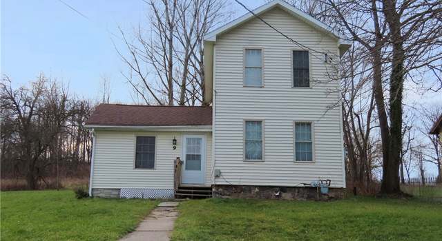 Photo of 9 Maple Ave, Mentz, NY 13140