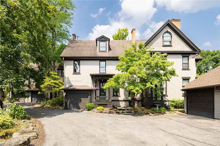 Photo of 1569 East Ave Rochester, NY 14610